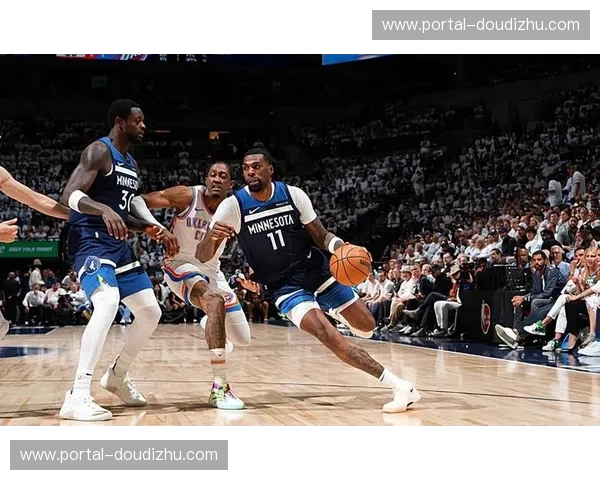 森林狼篮板球净胜灰熊15个 二次进攻得分22比8占优